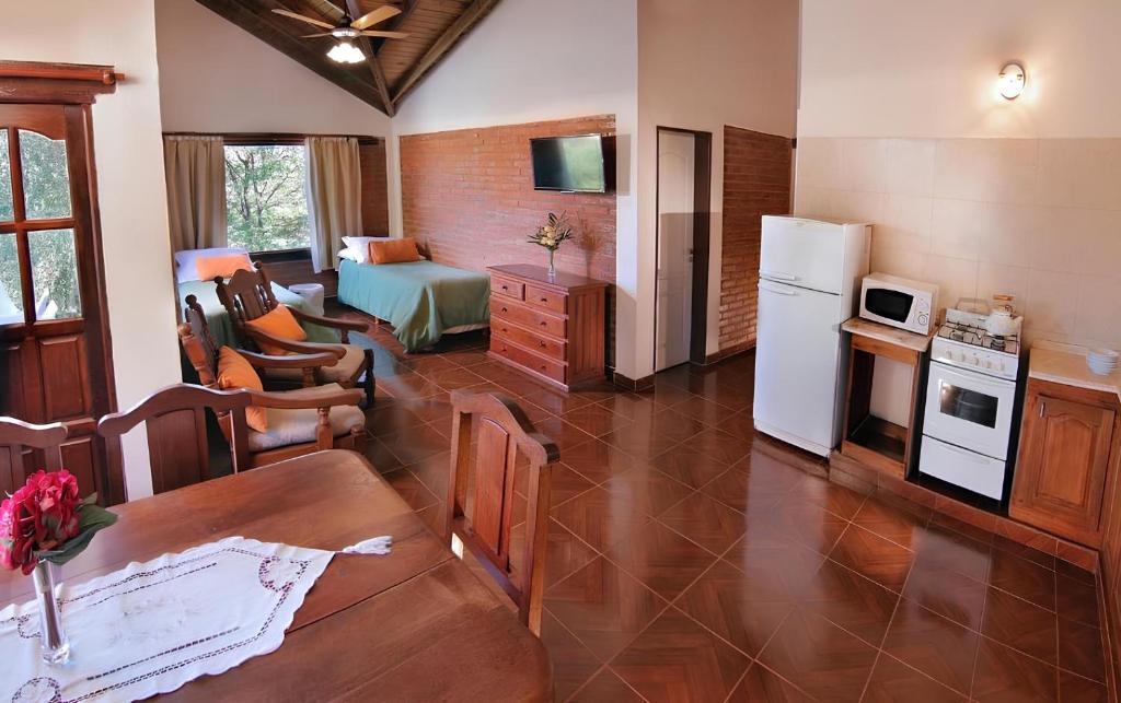 Interior de alojamiento Aldea de los Pájaros