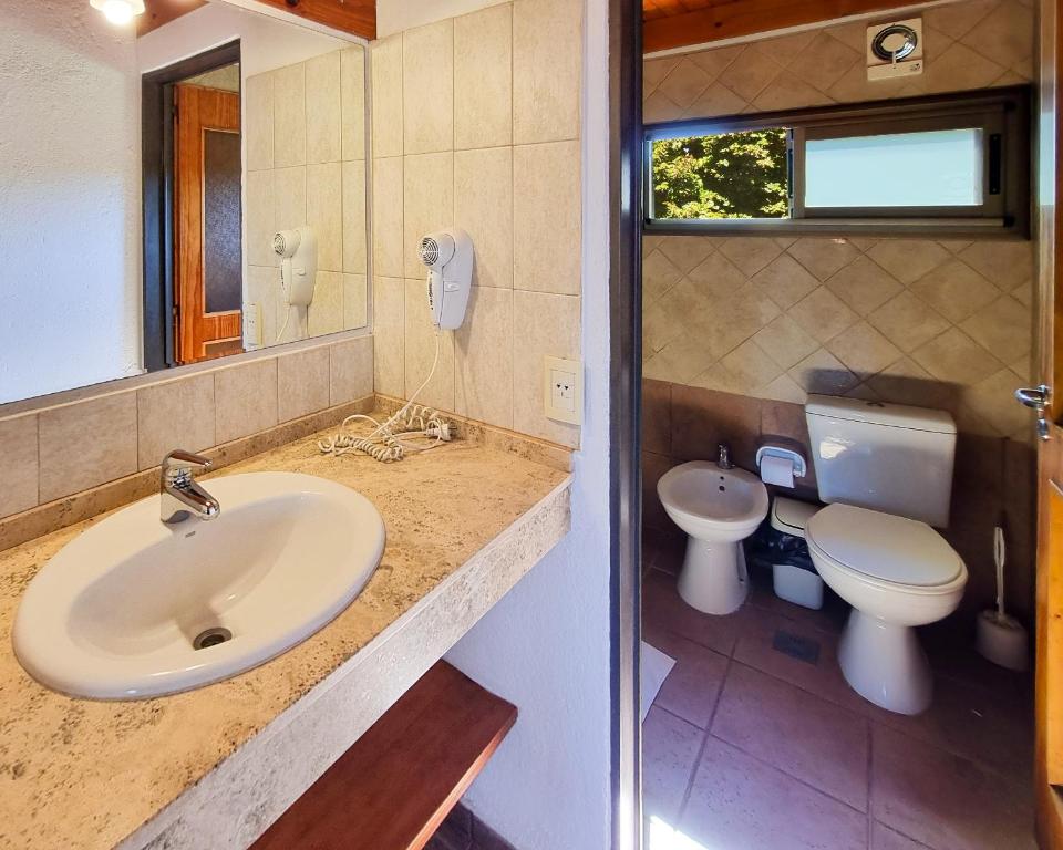 Cabañas en Villa General Belgrano con Pileta, Balcón al Champaqui